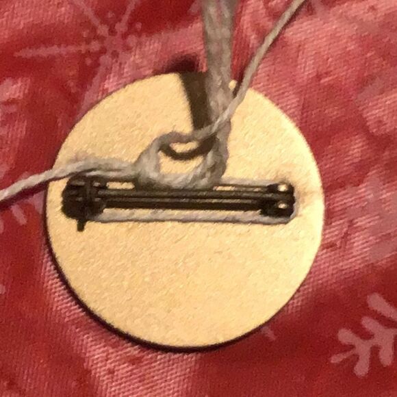 Pin vintage Ducks Unlimited sponsor pin - Picture 3 of 3